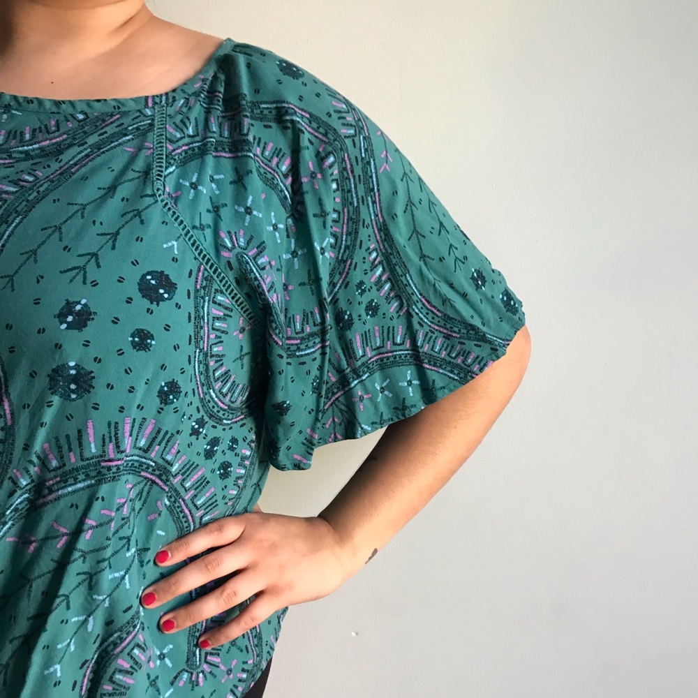 Ava & Viv Teal Patterned Drape Sleeve Blouse